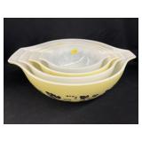 Pyrex Gooseberry Nesting Bowl Set