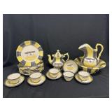 Contemporary Spatterware with Cannon Decoration