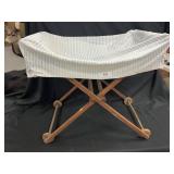 Great Wood Collapsible Laundry Cart