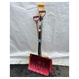 3 Snow Shovels