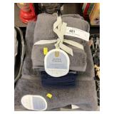 New Bath Towel, Washcloths and Cloth Napkins