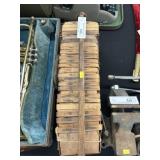 Vintage Quart Basket Carrier with Baskets
