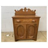 Walnut Victorian Wash Stand