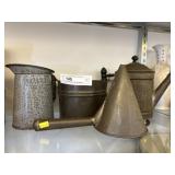 Gray Agate Measuring Cup & Metalwares