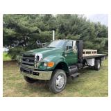 2011 Ford F-750 Super Duty w/ Flat Bed