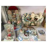 Grouping of Vintage 3D Cards