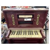 J. Chein & Co. Piano Lodeon