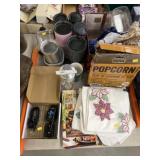 Travel Mugs, Popcorn Popper, Longaberger Liners