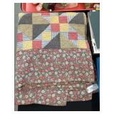 Vintage Diamond Pattern Quilt