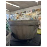Cast Iron Dutch Oven