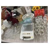 Kitchen Appliances, Knife Set & Tumblers