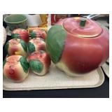 Apple Form Cookie Jar w/ Shakers