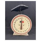 Vintage Kitchen Scale