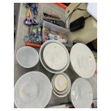 Asst of Mixing Bowls