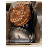 Assortment of Kitchenwares