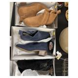 3 Pair of Size 8 Vionic Ladies Shoes