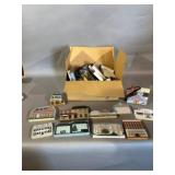 Catï¿½s Meow Wooden Building Figures