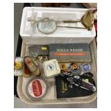 Magnifier w/ Razor & Pocket Knife
