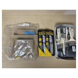 Utility Knives w/ Toolbelt & Paint Brushes