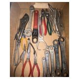 5pc Speed Wrench Set, Vise Grips, Pliers, Etc.
