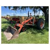 Case 800 Tractor w/ 504 New Idea Loader