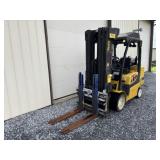 2015 Yale 8,000lb Forklift