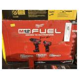 New Milwaukee M12 Drill & Driver Set
