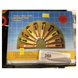 (36) Utility Knives