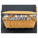 2002 Longaberger Basket