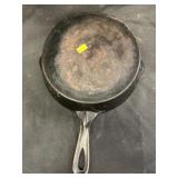 Wagner No. 6 Cast Metal Frying Pan