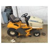 Cub Cadet 2176 Series 2000 Riding Mower