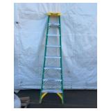 Werner 8 ft Fiberglass Step Ladder 225 lbs