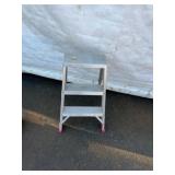 Aluminum 2-Step Folding Ladder with Red Feet