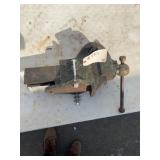 Chas. Parker No. 40X Semi-Steel Solid Jaw Vise