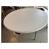 48" Circular Folding Table