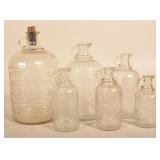 Graduated Set White House Vinegar Glass Jars
