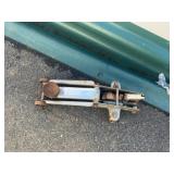 Metal Hydraulic Floor Jack With Casters