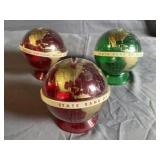 (3) Globe Form Still Banks