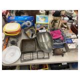 Tupperware w/ Scrub Brush & figurines