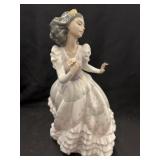 Large Lladro Porcelain Figurine