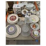 Chinaware w/ Serving Dishes