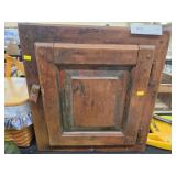 Primitive Blind Door Wall Cabine