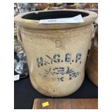York Co. Slip Dec. Storage Crock