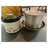 Crockpot w/ Mixing Bowls & Stock Pot