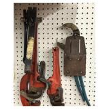 Assortment of Pipe Wrenches w/ Water Pump Pliers