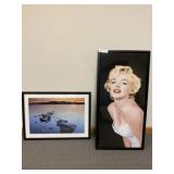 Marilyn Monroe w/ Framed Print