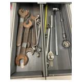 3/4" Drive Ratchet w/ Combo Wrenches