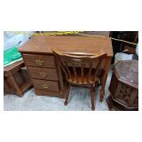 CUTE DESK & CHAIR