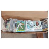 BOX OF OLDER BASEBALL CARDS BOX OF OLDER BASEBALL CARDS