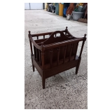 MAGAZINE RACK